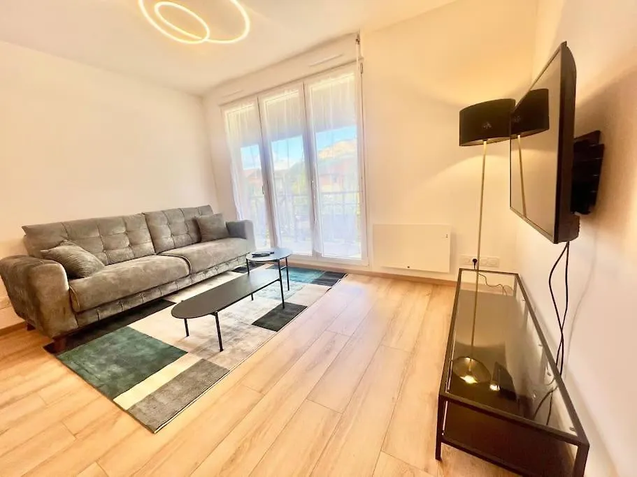 شقة T3 Carducci Terrasse بونفيل 0*,